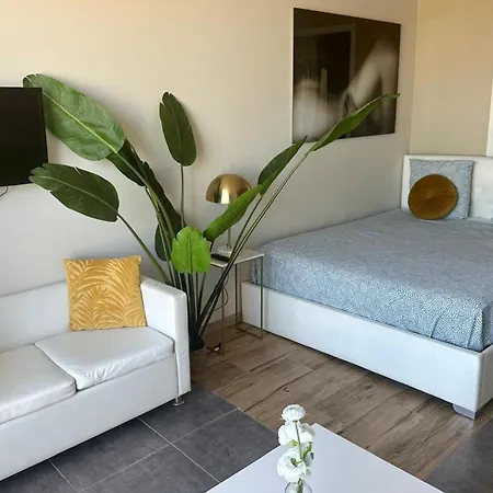 Naturiste Cap D'agde Heliopolis C 39 Агд